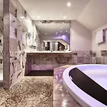 Hotel Kronelamm Im Schwarzwald 4*