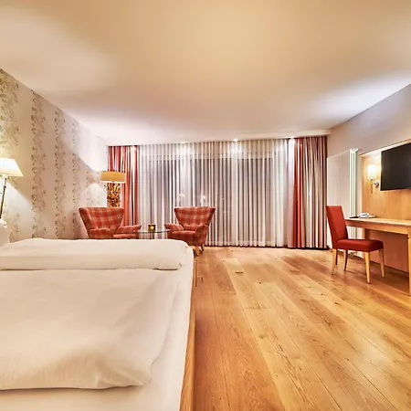 Berlins Kronelamm Hotel 4*