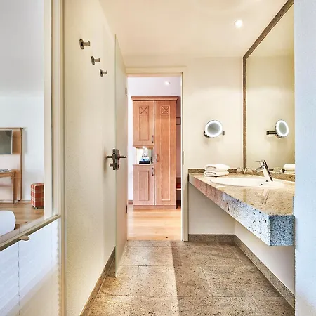 Kronelamm Im Schwarzwald Отель