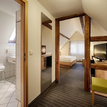 Отель Kronelamm Im Schwarzwald 4*