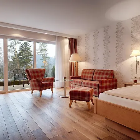 Отель Kronelamm Im Schwarzwald 4*