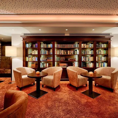 Kronelamm Im Schwarzwald Бад-Тайнах-Цавельштайн